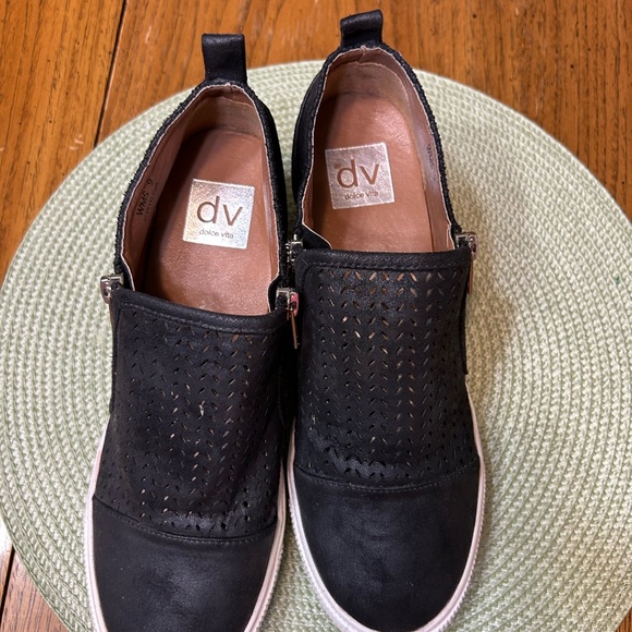 DV by Dolce Vita Black Perforated Wedge Sneakers - Picture 3 of 7